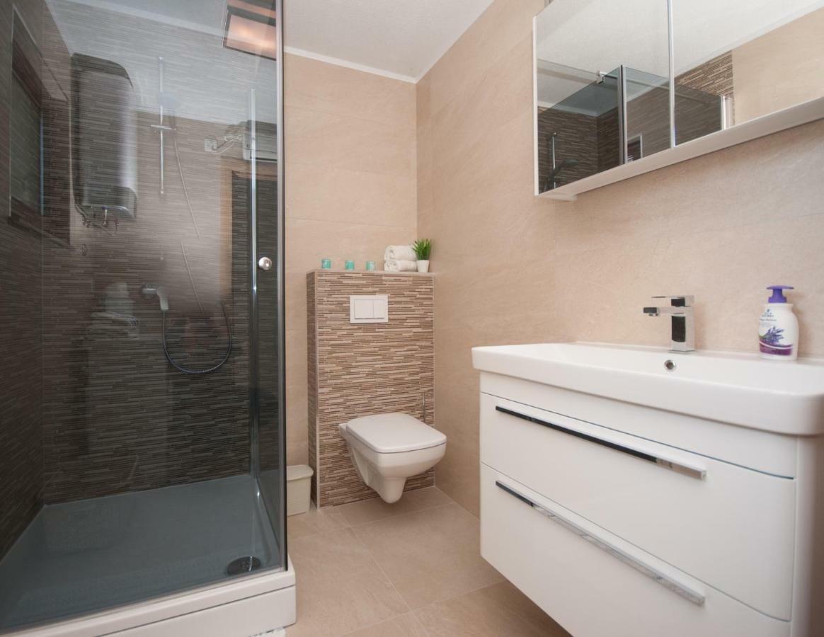 Apartmani Ivan Kastela Exterior photo